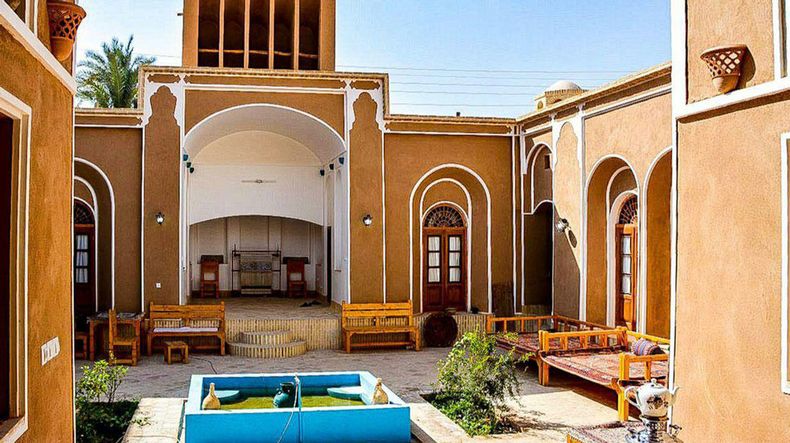 هتل ماه بی بی
