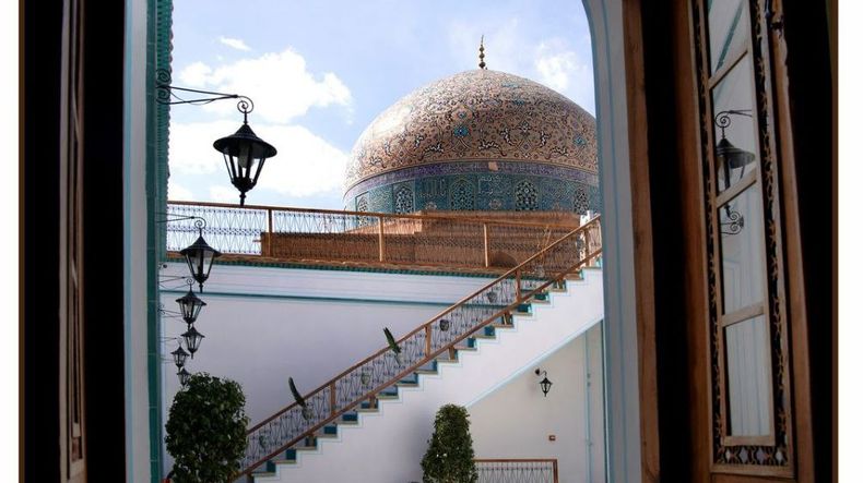 تصویر اول هتل شیخ لطف الله
